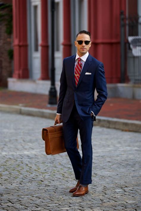 color shoes for navy suit